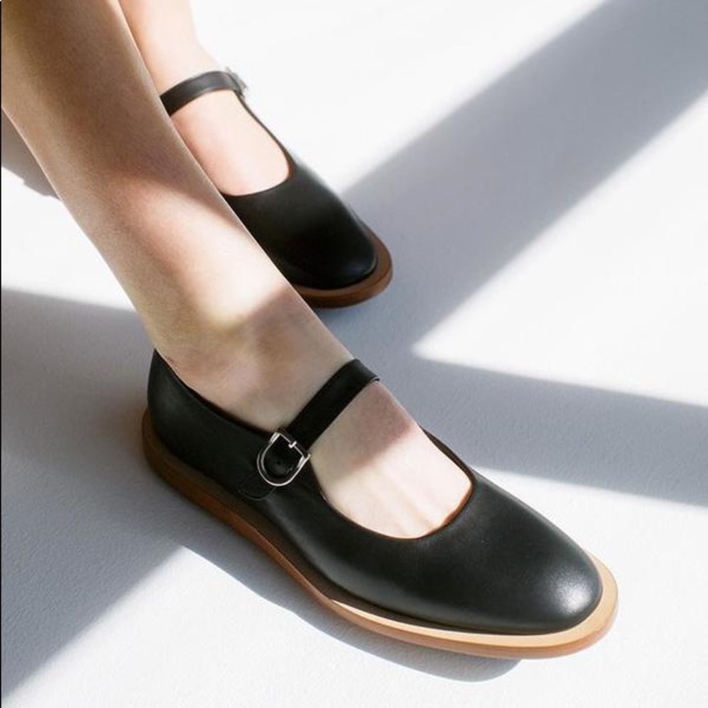 Building Block Eliot Mary Janes Size 38 in Black